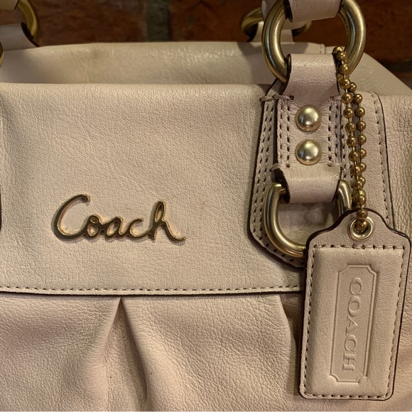 Coach handbag Ashley - Picture 7 of 8